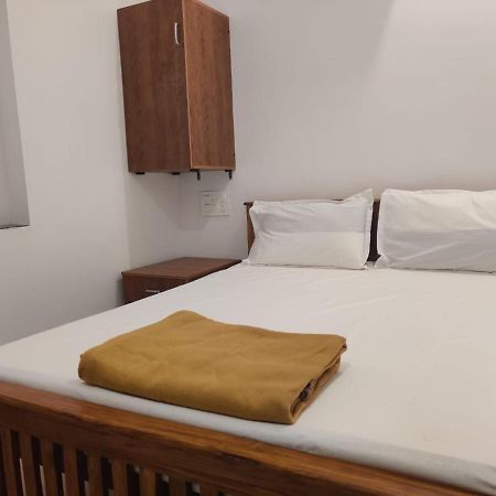 Sri Balaji Lodging Hotel Tiruchchendur Luaran gambar