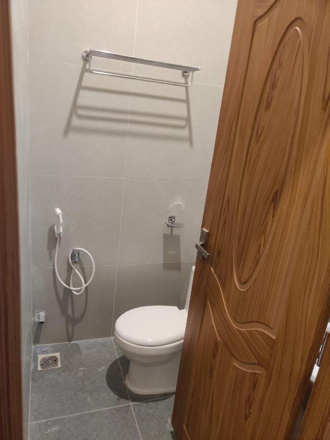 Sri Balaji Lodging Hotel Tiruchchendur Luaran gambar